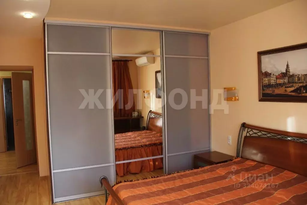 3-к кв. Новосибирская область, Новосибирск Советская ул., 19 (115.0 м) - Фото 1