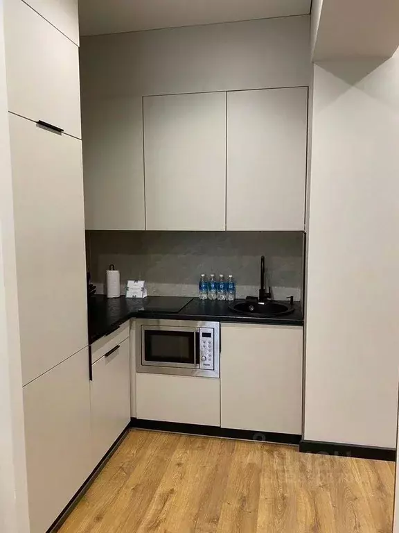 3-к кв. Краснодарский край, Сочи Светлана мкр, ул. Учительская, 3 ... - Фото 2