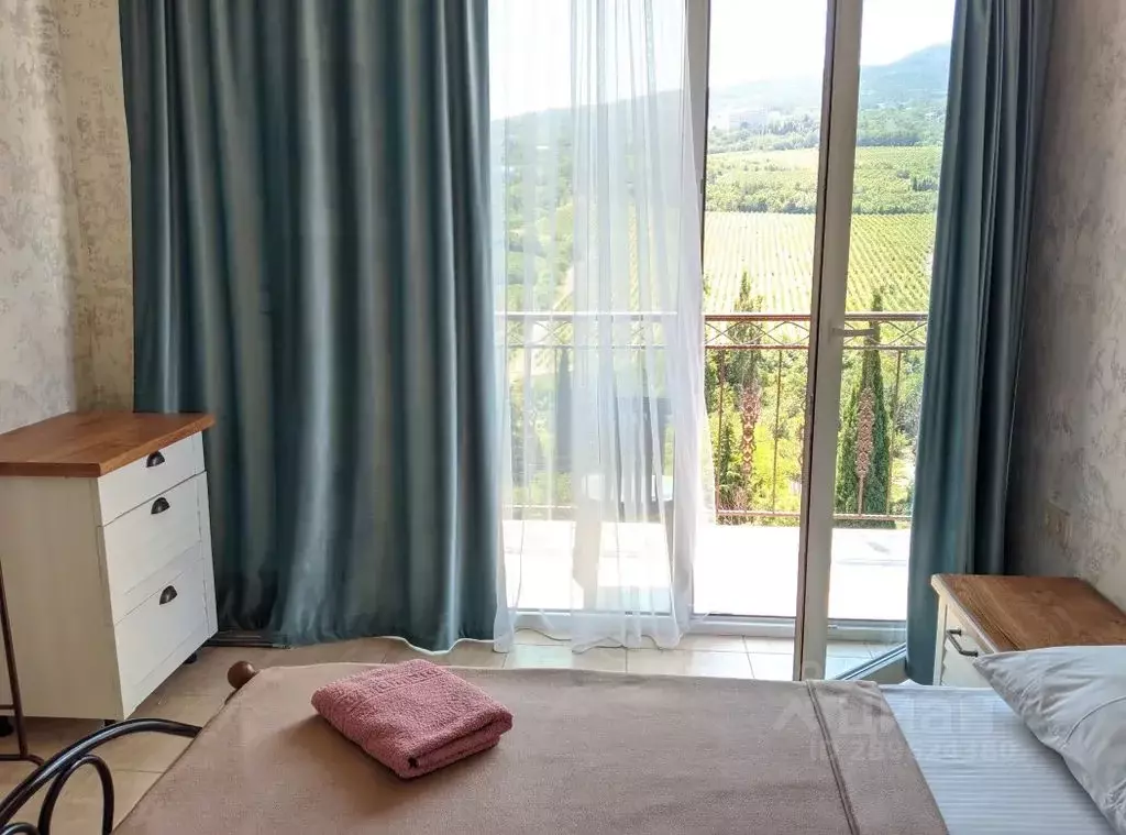 3-к кв. Крым, Ялта ул. Большевистская, 7 (85.0 м) - Фото 1