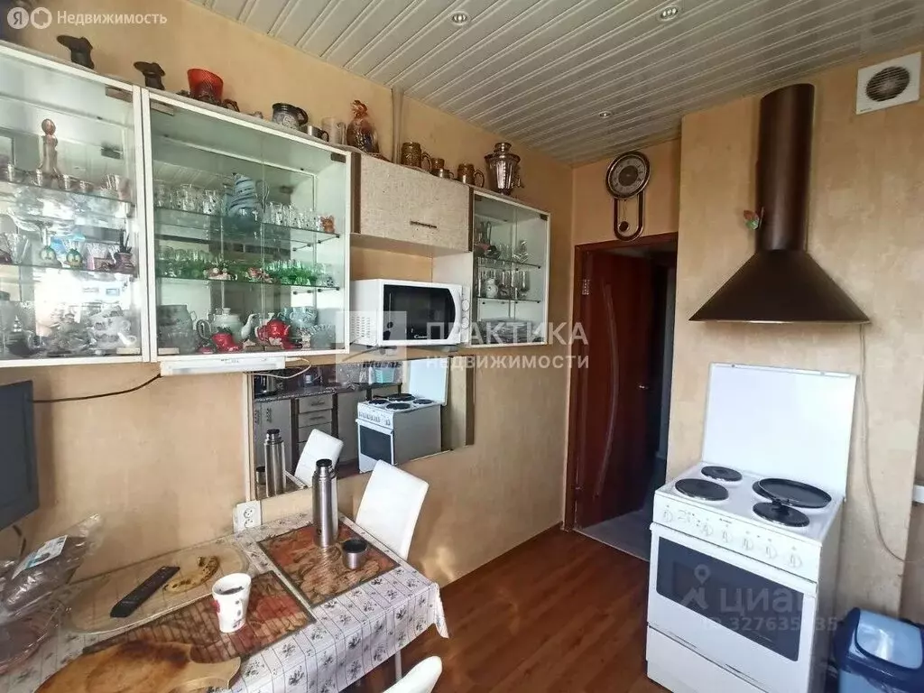 2-комнатная квартира: Москва, Кунцевская улица, 1 (50.1 м) - Фото 1