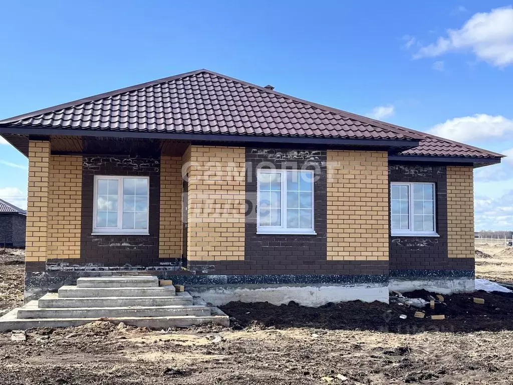 Дом в Башкортостан, Уфимский район, Дмитриевский сельсовет, д. ... - Фото 1