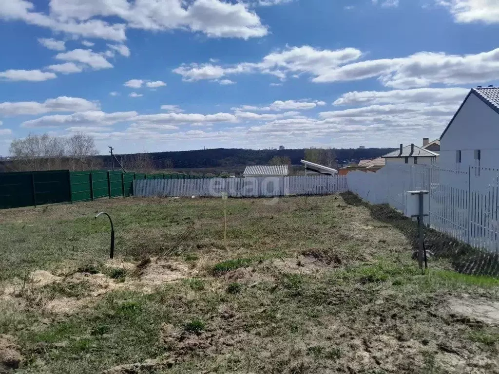 Участок в Калужская область, Калуга ул. Гурьева гора, 108 (14.7 сот.) - Фото 1