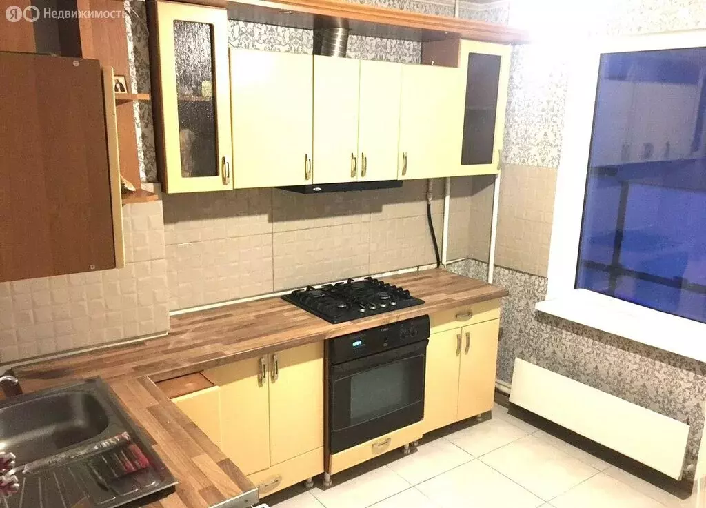 2-комнатная квартира: микрорайон Чкаловск, улица Мира, 8 (48 м) - Фото 1
