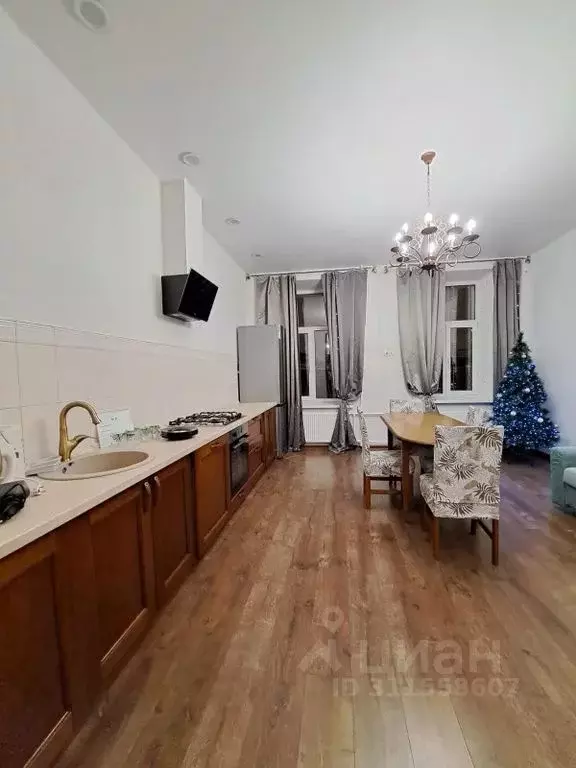 3-к кв. Санкт-Петербург Невский просп., 53 (92.0 м) - Фото 0