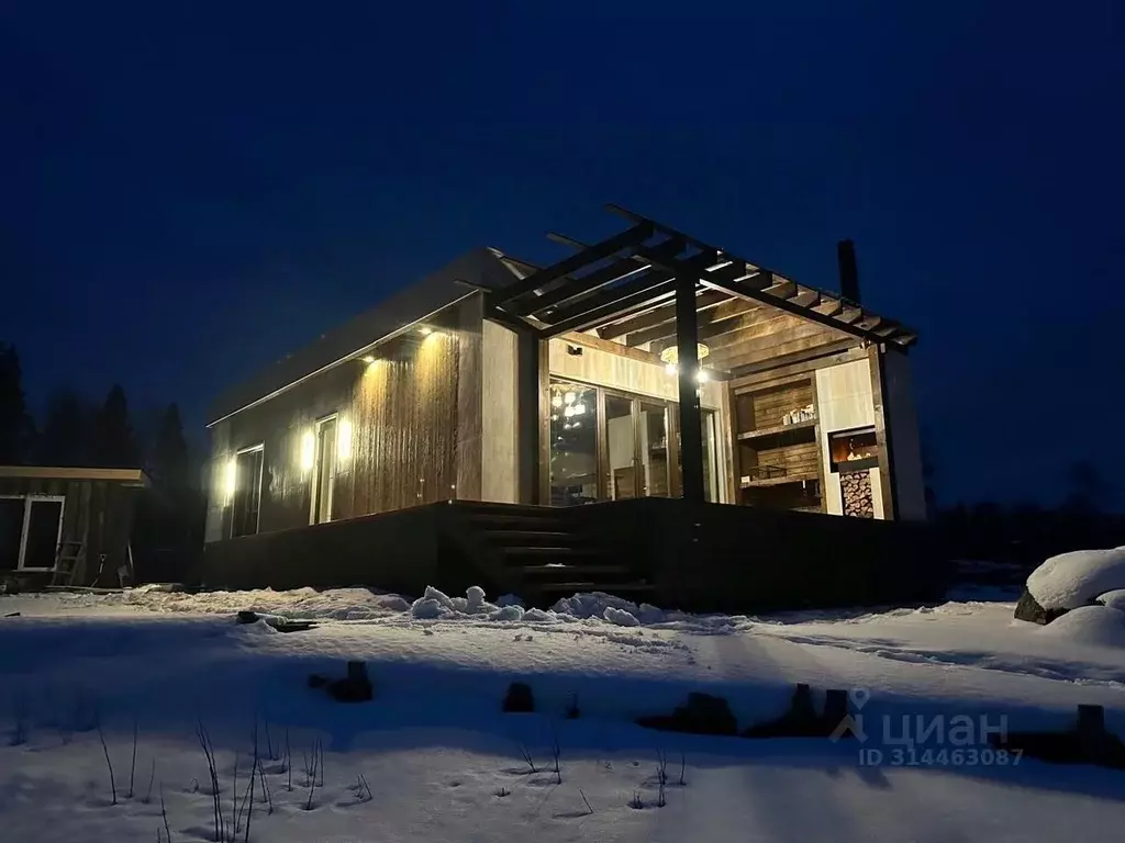 Дом в Ленинградская область, Всеволожский район, Токсовское городское ... - Фото 1