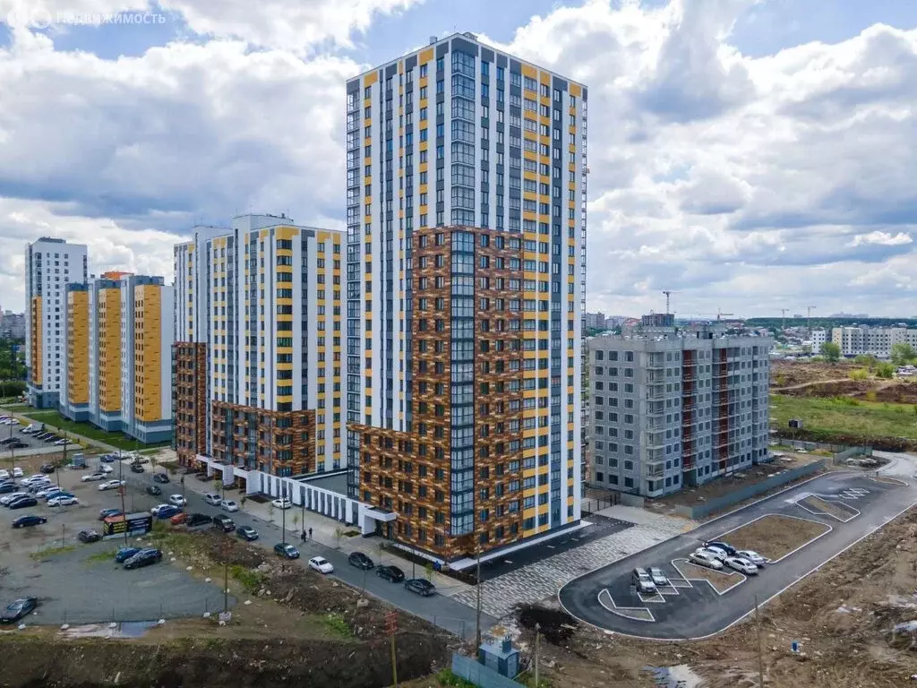 2-комнатная квартира: Екатеринбург, улица Крауля, 170 (58 м) - Фото 1
