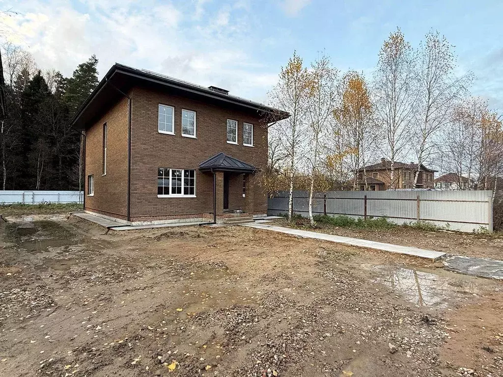 Дом, 200 м - Фото 1