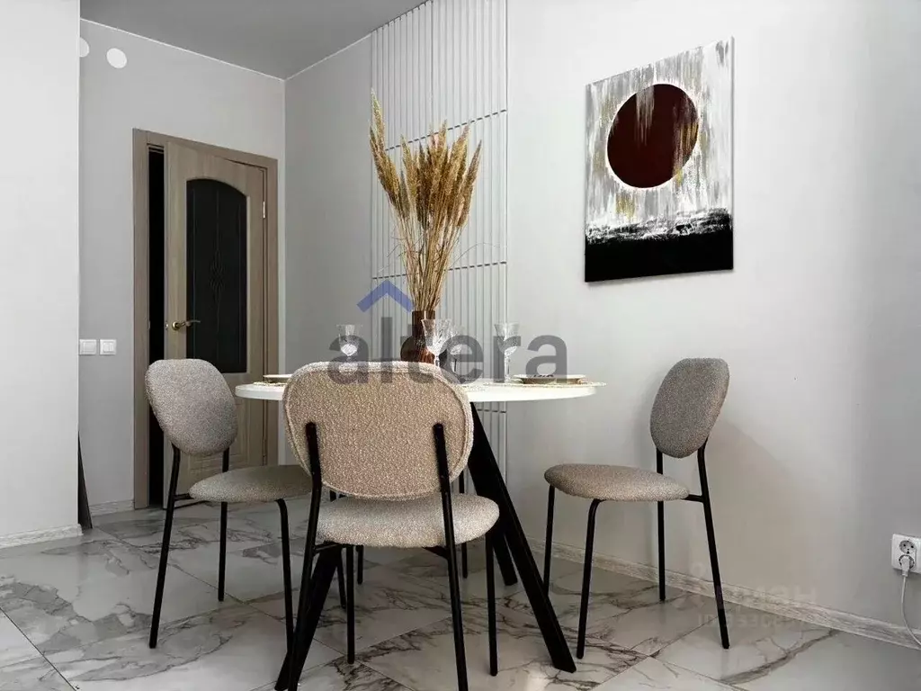 2-к кв. Татарстан, Казань ул. Рауиса Гареева, 102к1 (57.8 м) - Фото 1