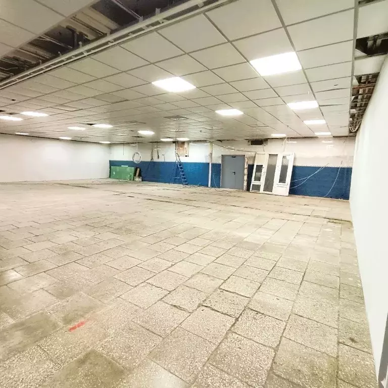 Помещение свободного назначения в Москва бул. Адмирала Ушакова, 18Б ... - Фото 1