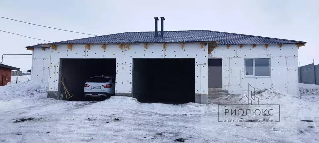 Дом в Челябинская область, с. Агаповка ул. Тепличная (120 м) - Фото 1