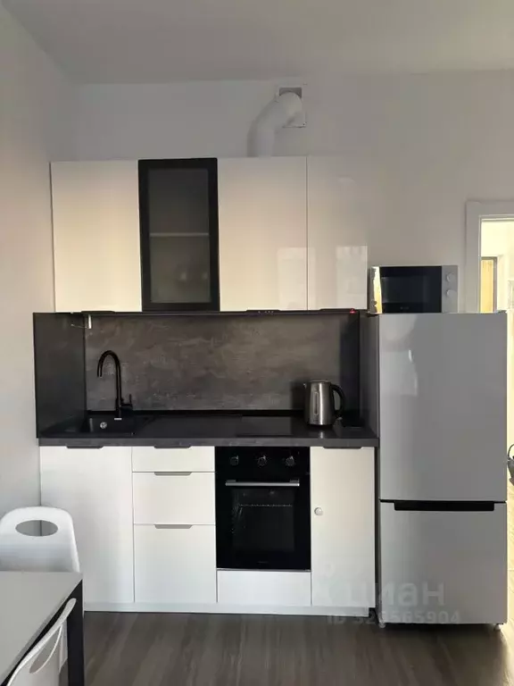 Студия Санкт-Петербург Октябрьская наб., 40 (20.0 м) - Фото 0