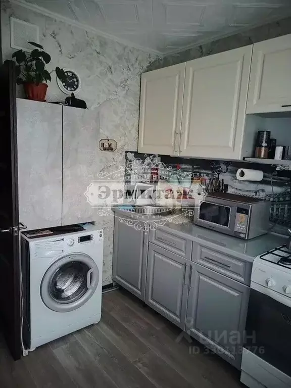 2-к кв. Курганская область, Курган Заозерный жилрайон, 3-й мкр, 22 ... - Фото 2