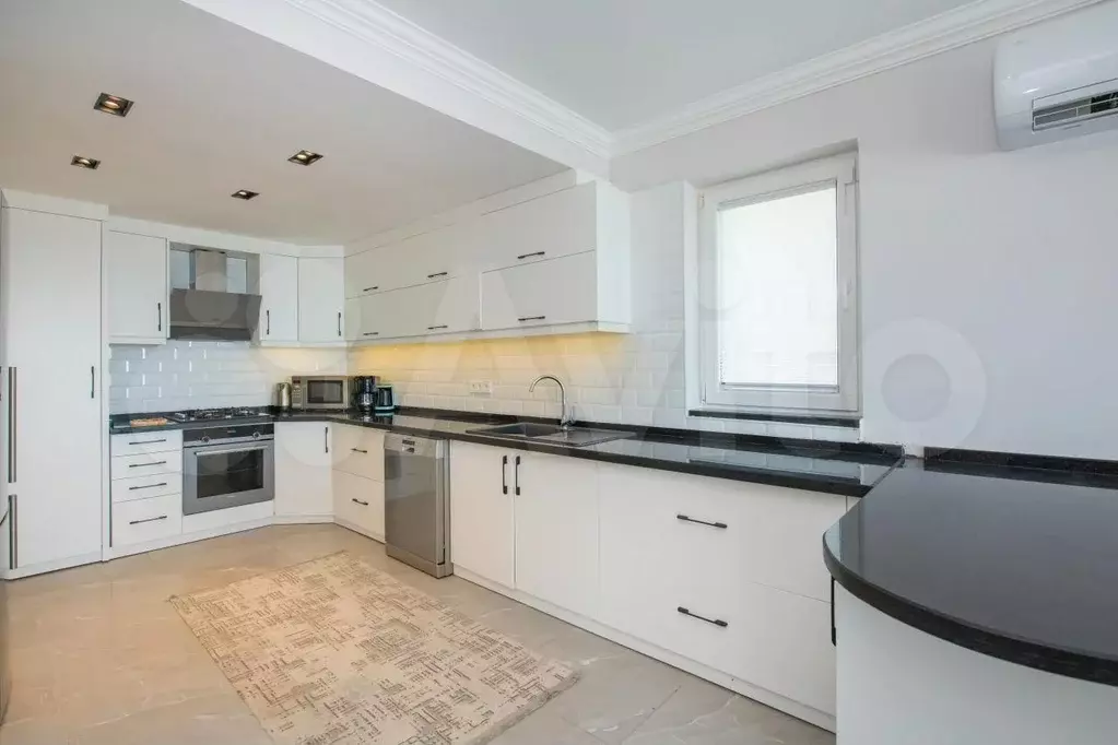 1-к. квартира, 45 м, 4/9 эт. - Фото 1