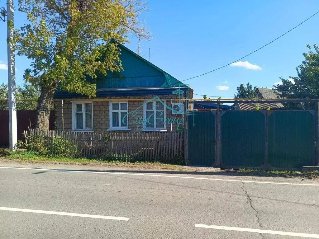 Дом в Оренбургская область, Кувандык Октябрьская ул., 81 (53 м) - Фото 0