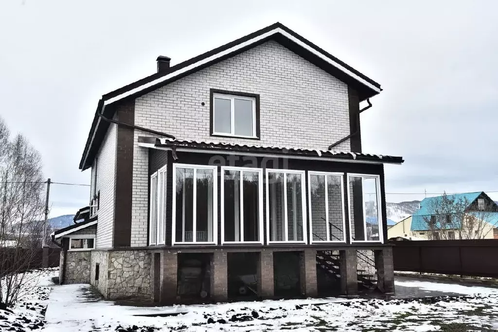 Дом в Алтайский край, Белокуриха ул. Огородная, 11 (200 м) - Фото 1