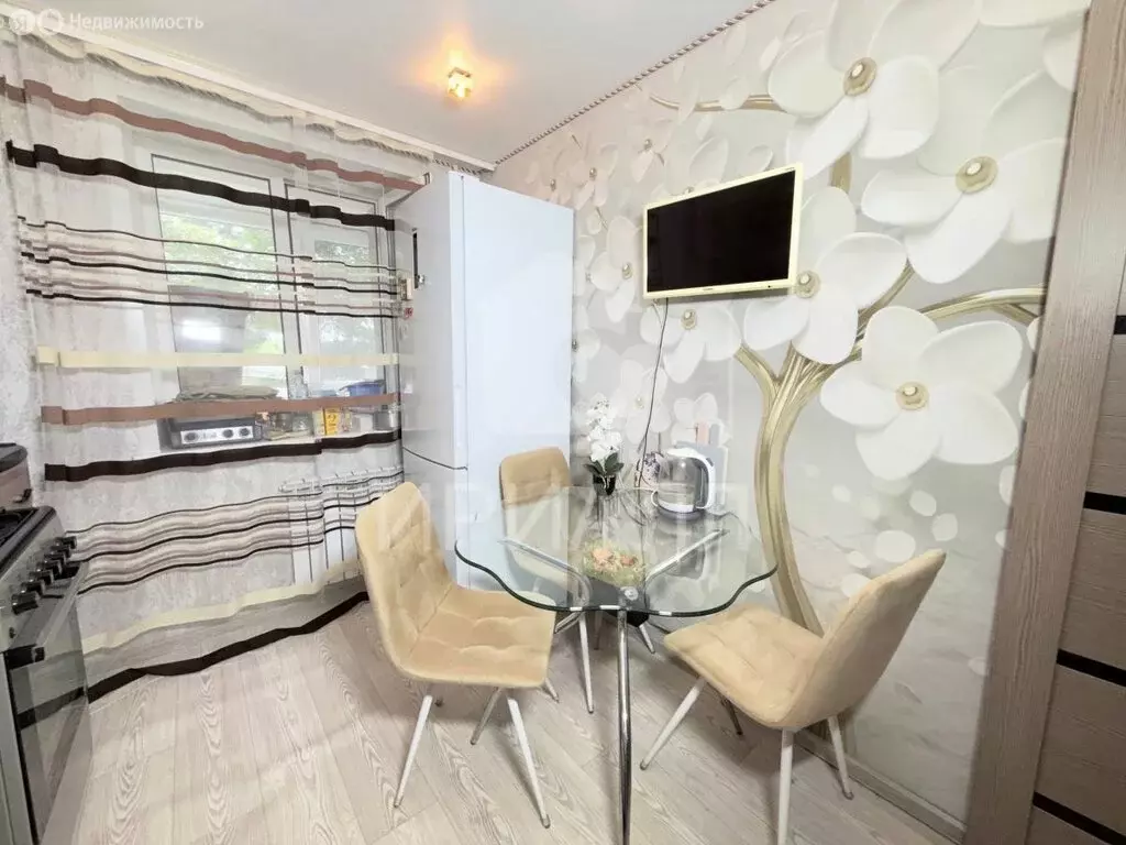 3-комнатная квартира: Железногорск, улица Ленина, 45к2 (59.6 м) - Фото 2