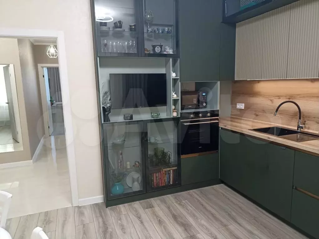 2-к. квартира, 60 м, 6/17 эт. - Фото 1