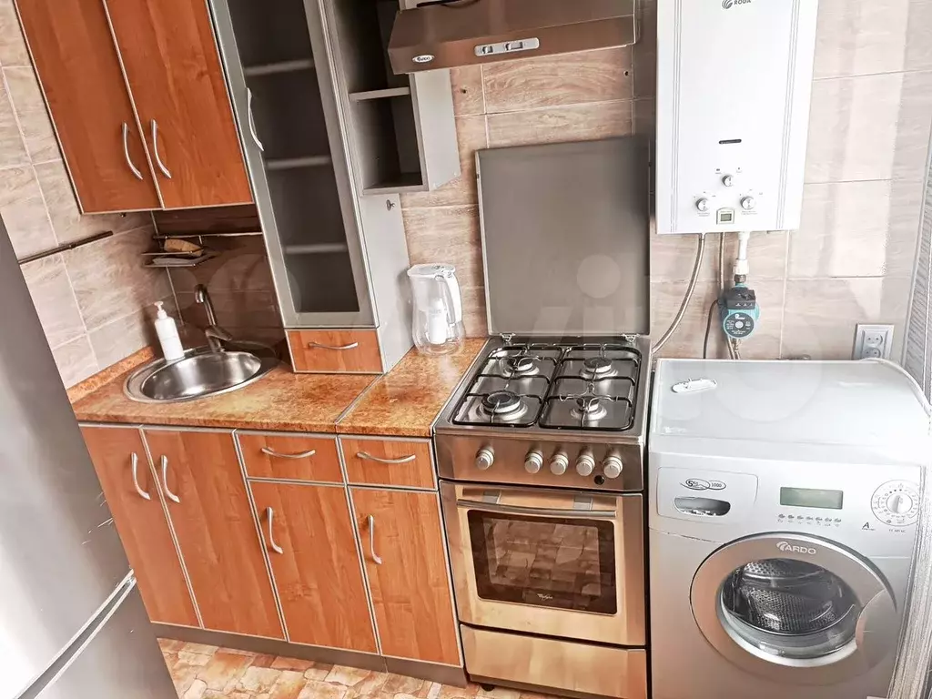 1-к. квартира, 32 м, 5/5 эт. - Фото 0