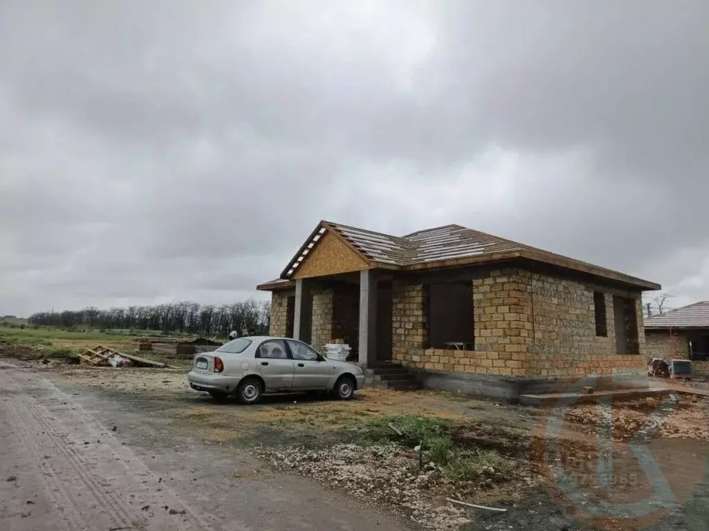 Дом в Крым, Симферопольский район, с. Мирное ул. Белова (119 м) - Фото 1