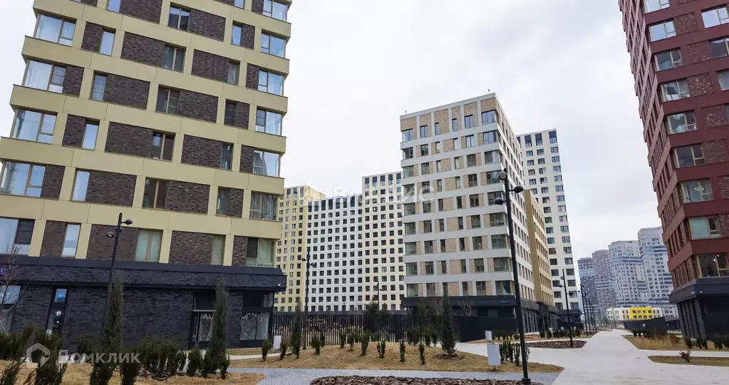 Продаётся 2-к квартира, 70 м - Фото 0
