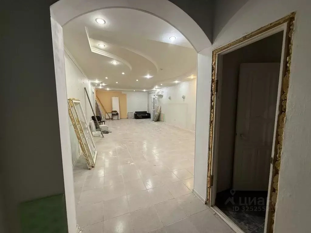 Помещение свободного назначения в Татарстан, Казань ул. Мулланура ... - Фото 1