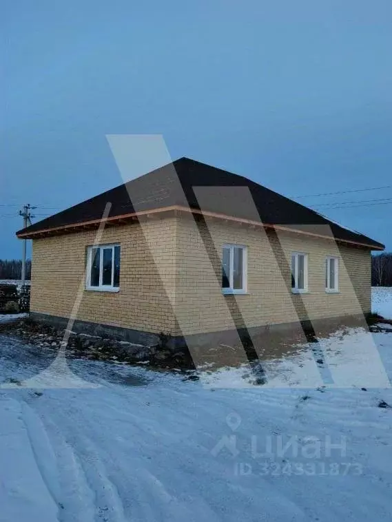 Дом в Омская область, Омский район, Морозовское с/пос, Красная ... - Фото 1