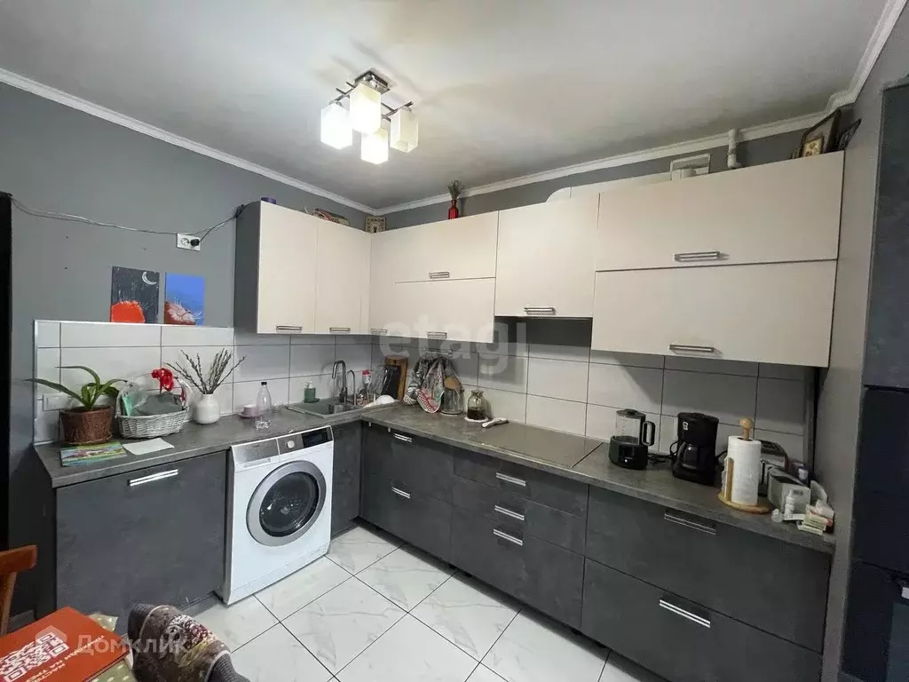 Продаётся 2-к квартира, 60 м - Фото 1