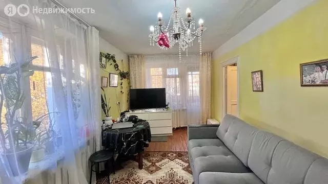 2-комнатная квартира: Верхняя Пышма, улица Чайковского, 39 (41.2 м) - Фото 0
