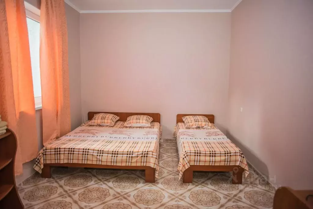 Комната Крым, Саки 10 сектор, 4А (16.0 м) - Фото 1