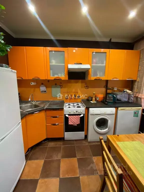 3-к кв. Белгородская область, Белгород 10-й мкр, ул. 60 лет Октября, ... - Фото 2