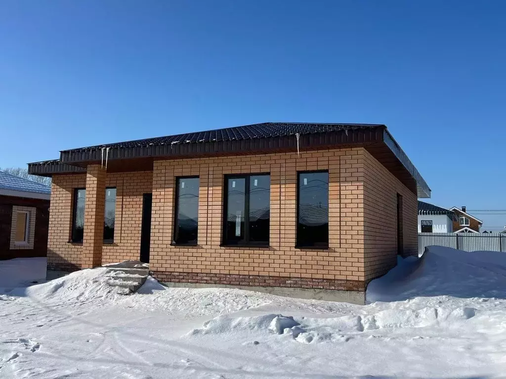Дом в Башкортостан, Уфа городской округ, с. Нагаево ул. Советская, 13 ... - Фото 1