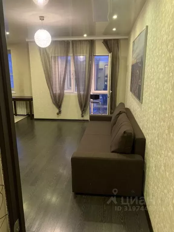 2-к кв. Омская область, Омск наб. Иртышская, 18 (48.0 м) - Фото 1