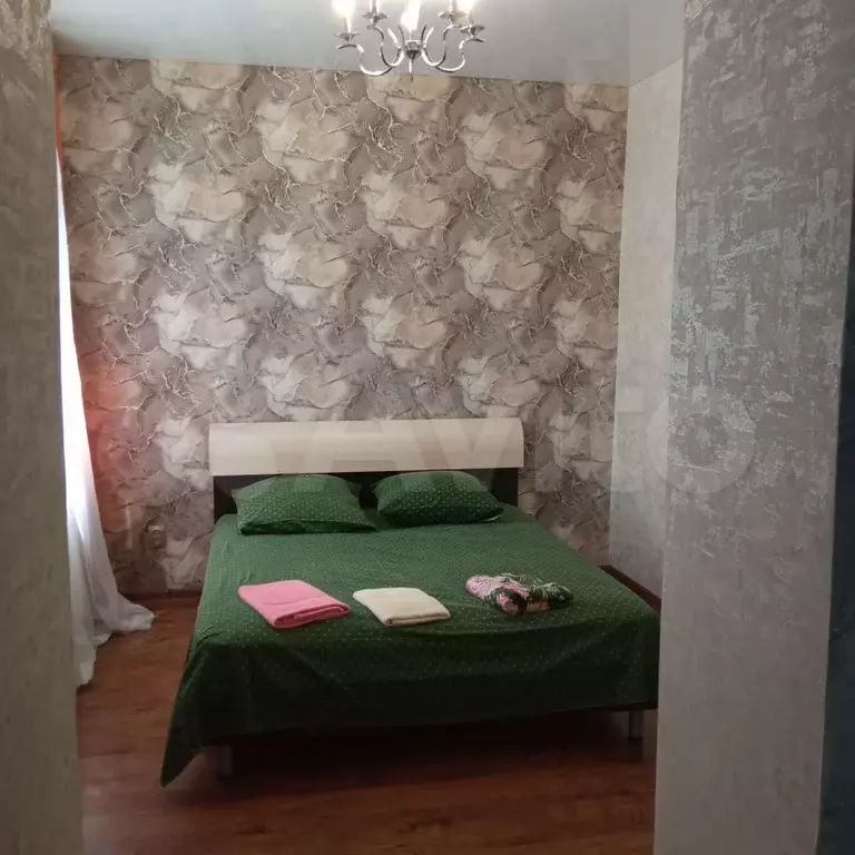 Комната 25 м в 1-к., 1/2 эт. - Фото 0