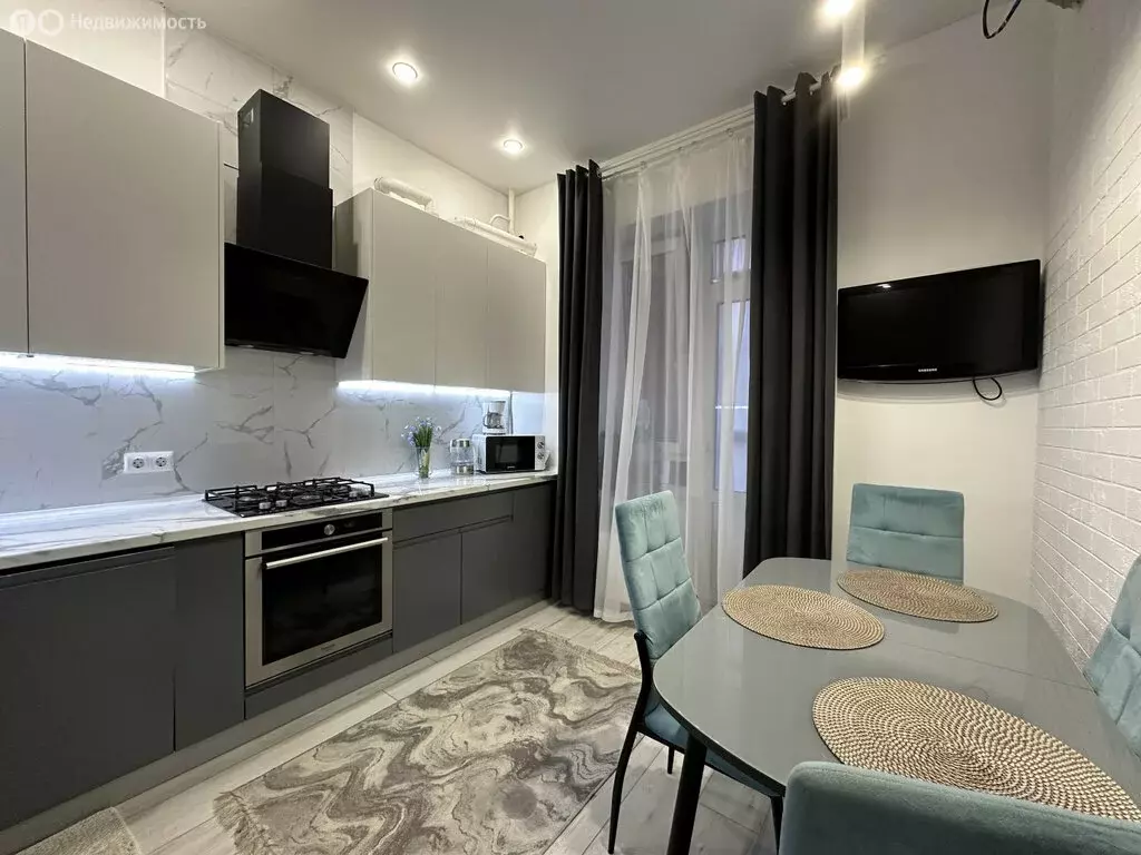 2-комнатная квартира: Аксай, улица Речников, 15к6 (53 м) - Фото 1