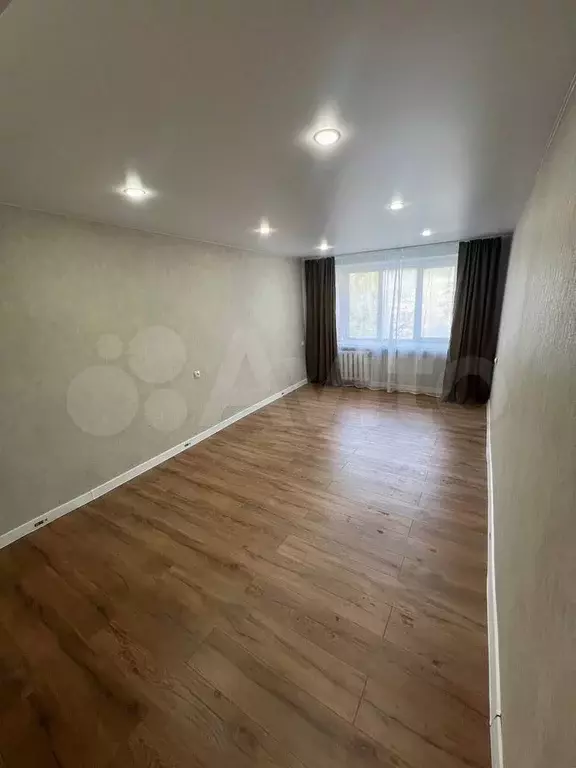 Комната 19 м в 9-к., 5/5 эт. - Фото 0