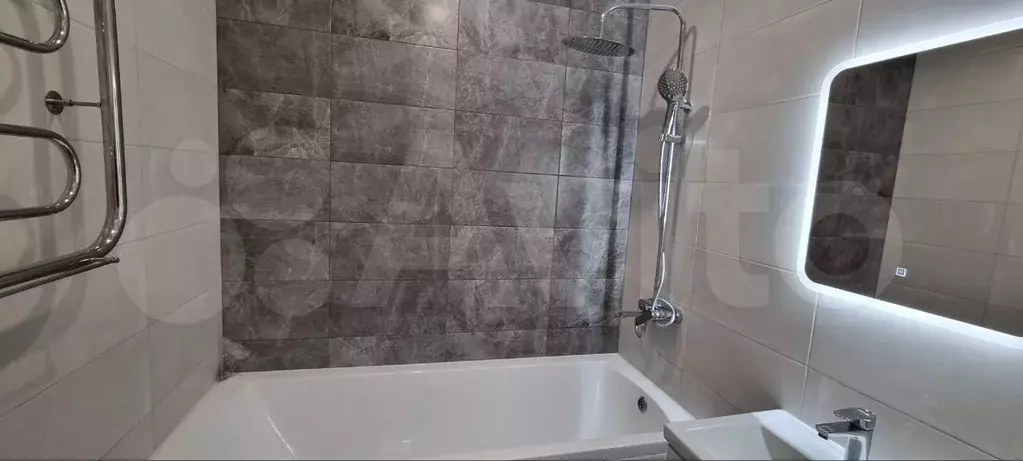 1-к. квартира, 40 м, 7/9 эт. - Фото 1