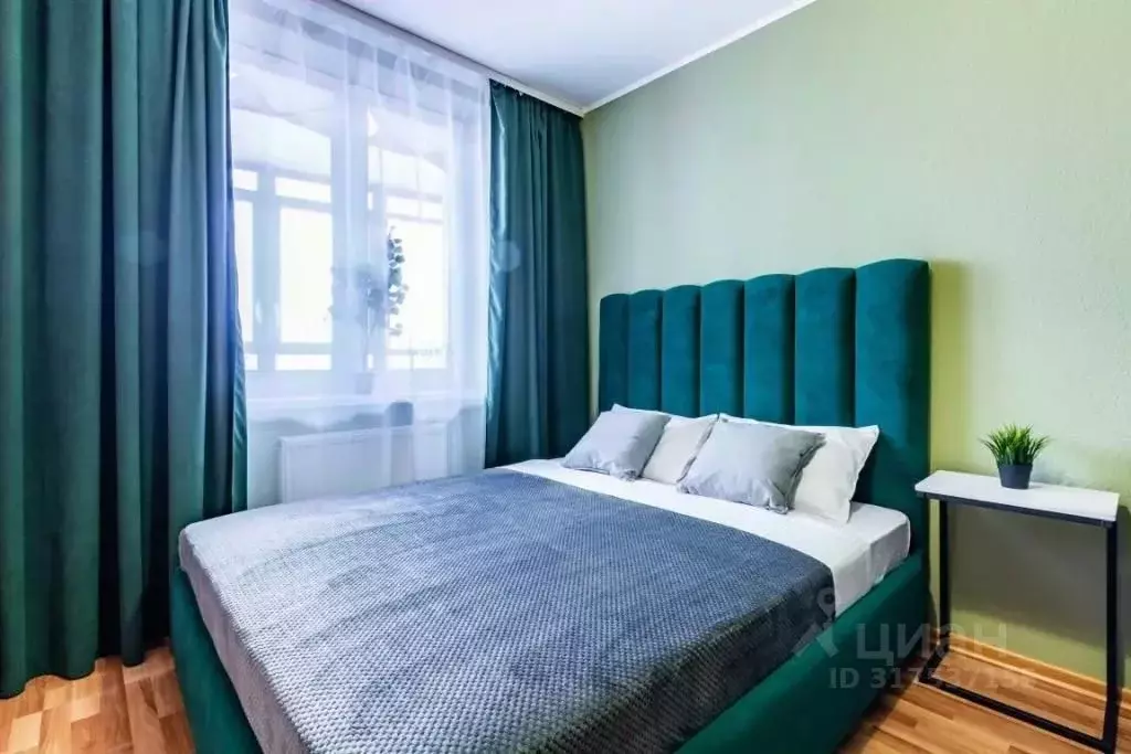 1-к кв. Свердловская область, Екатеринбург ул. Стачек, 4 (40.0 м) - Фото 1
