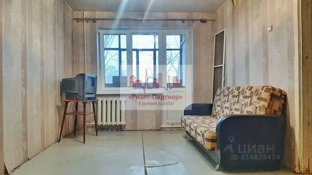 2-к кв. Саратовская область, Саратов ул. Имени С.Ф. Тархова, 12 (43.0 ... - Фото 1