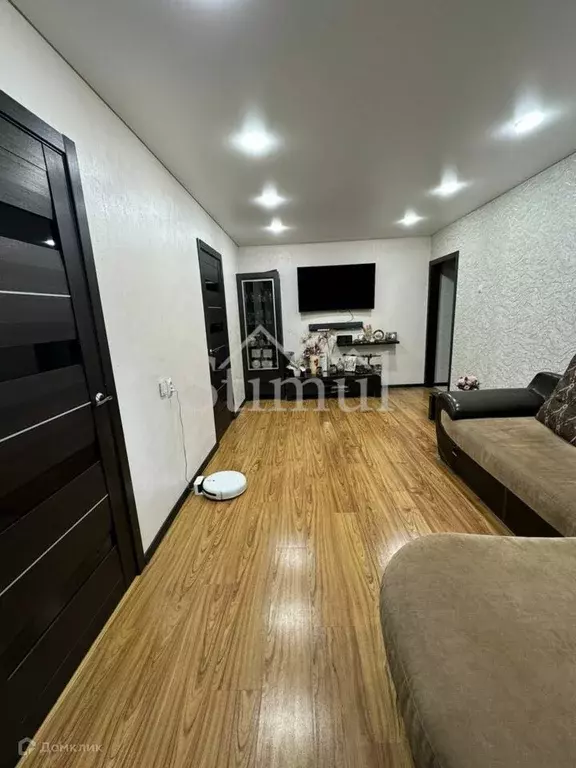 Продаётся 4-к квартира, 61.4 м - Фото 1