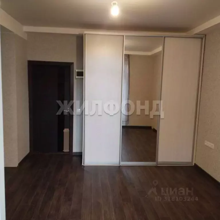 Комната Новосибирская область, Новосибирск ул. Пархоменко, 8 (17.3 м) - Фото 0
