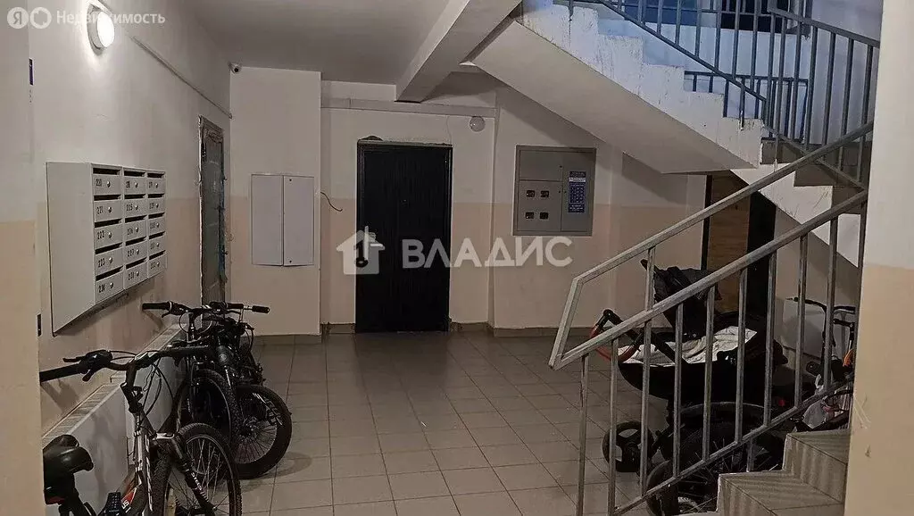 4-комнатная квартира: Улан-Удэ, 47-й квартал, Конечная улица, 10к1 ... - Фото 1