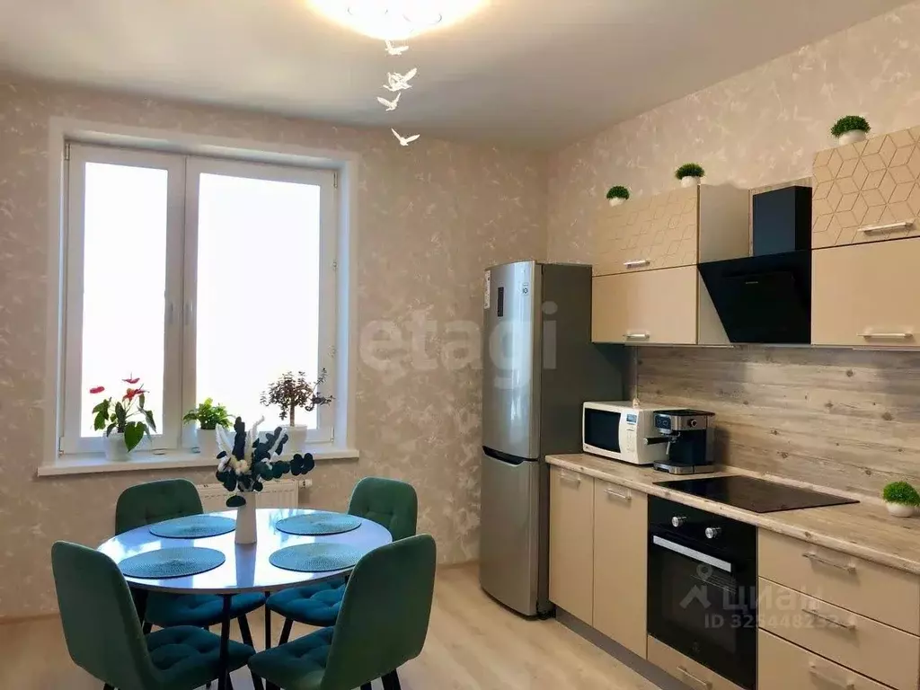 3-к кв. Пермский край, Пермь ул. Революции, 52Б (81.5 м) - Фото 1