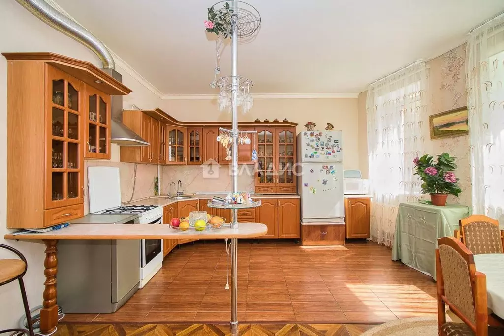 4-к кв. Владимирская область, Владимир ул. Разина, 8 (161.7 м) - Фото 0