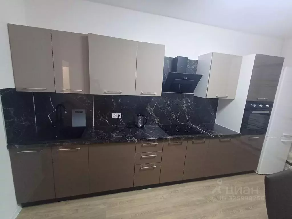 2-к кв. Московская область, Люберцы городской округ, Мирный пгт ул. ... - Фото 1