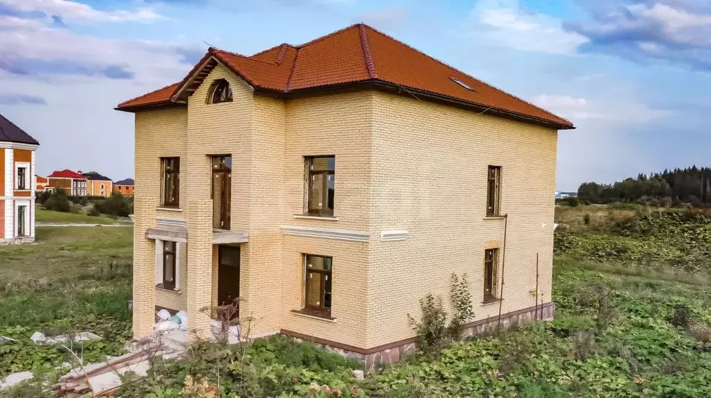 Дом в Ленинградская область, Тосненский район, Федоровское городское ... - Фото 0