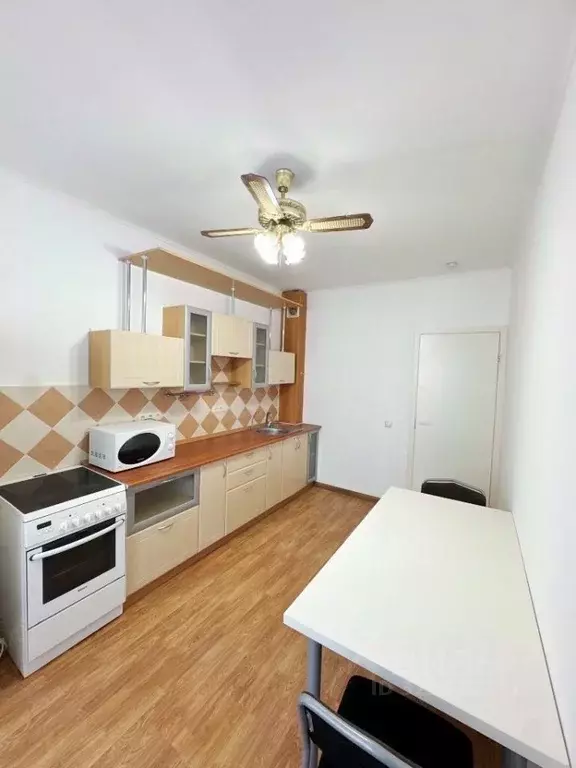 1-к кв. Свердловская область, Екатеринбург ул. Крылова, 27 (50.0 м) - Фото 2