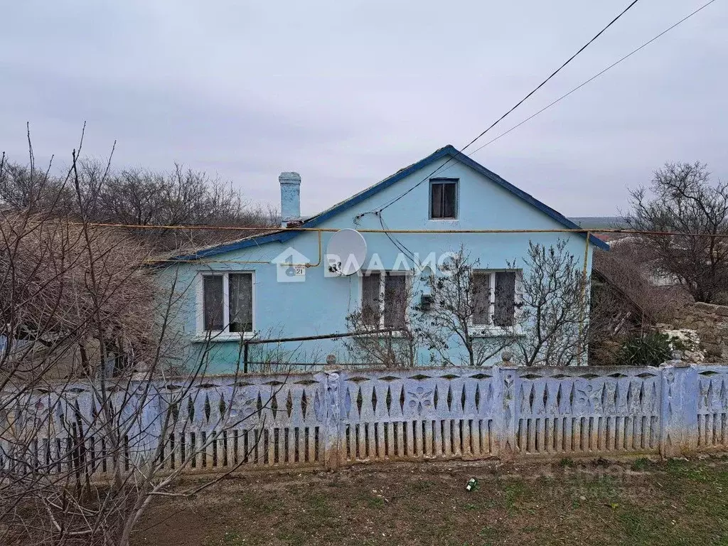 Дом в Крым, Сакский район, с. Митяево ул. Ленина, 9 (34 м) - Фото 0