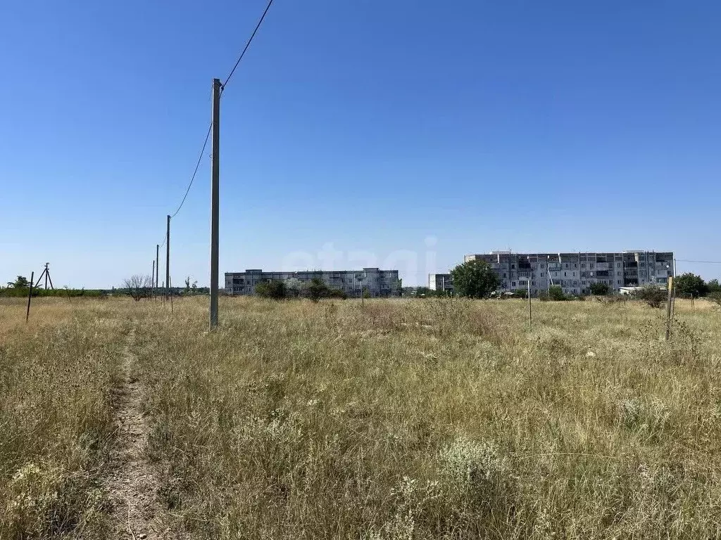 Участок в Крым, Кировский район, Первомайское с/пос, с. Первомайское ... - Фото 0