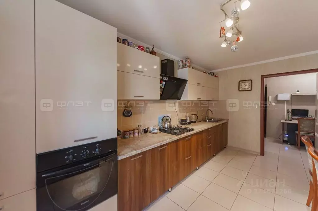 2-к кв. Татарстан, Казань ул. Академика Завойского, 21 (71.3 м) - Фото 2