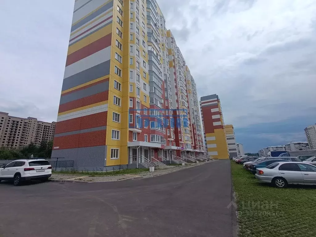 Помещение свободного назначения в Курская область, Курск просп. ... - Фото 1